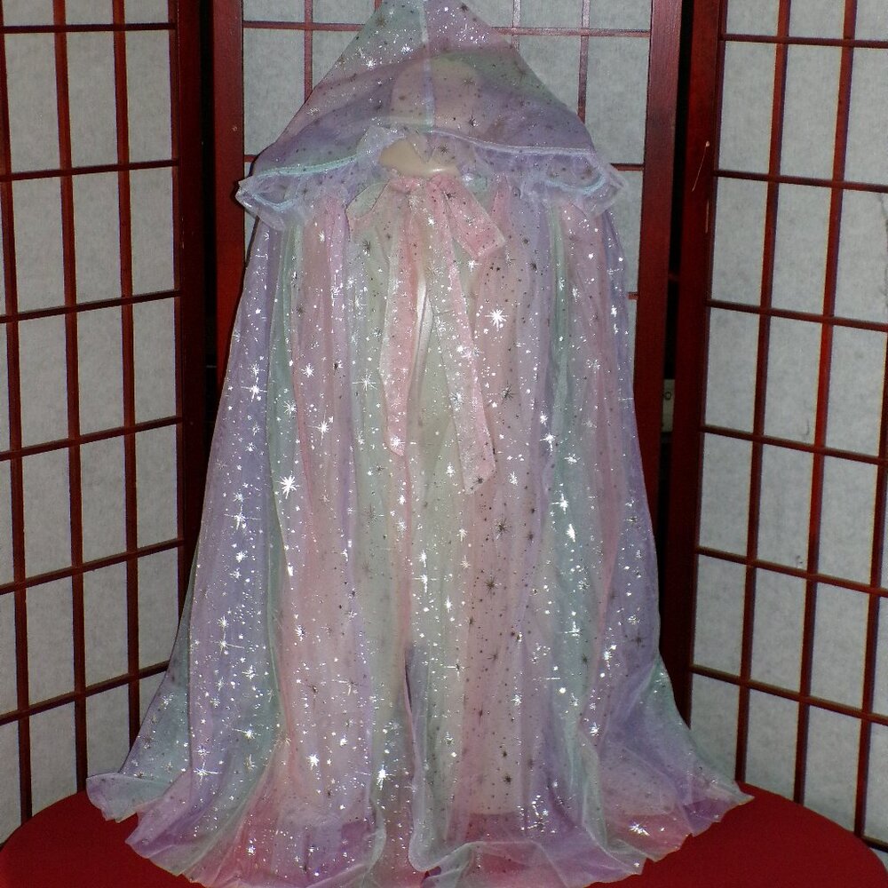 Girls Hooded PRINCESS CAPE Costume Dress Up PRICE IS FIRM - Picture 2 of 13